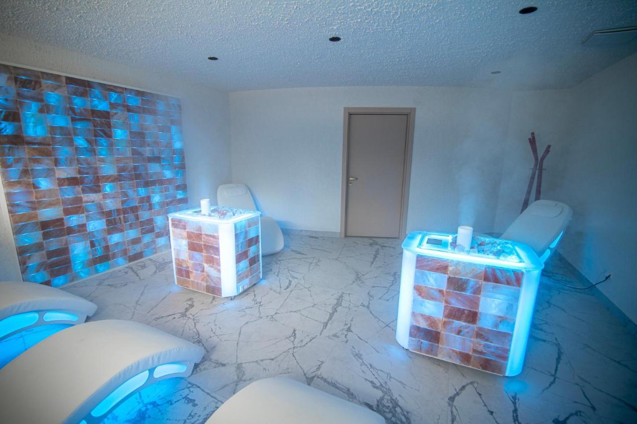 Mineral Spa Draugyste ドルスキニンカイ エクステリア 写真