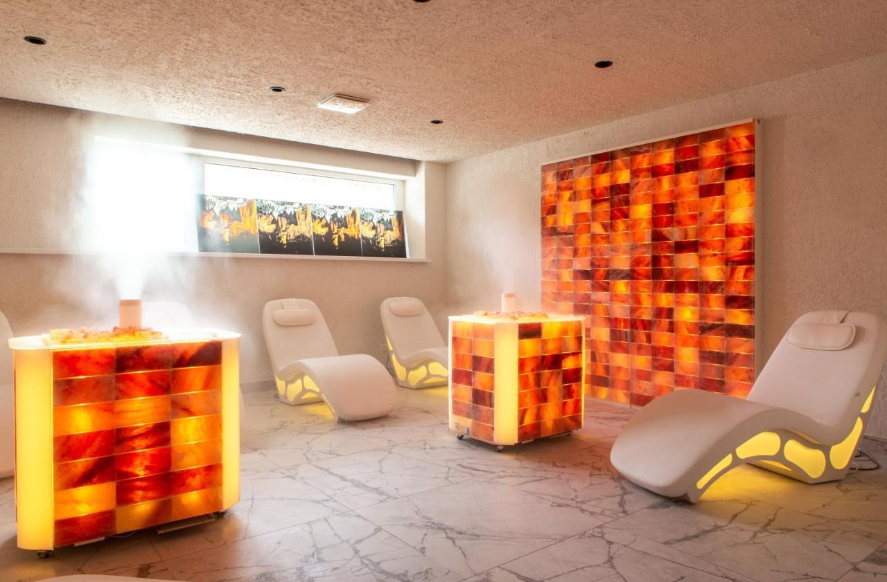 Mineral Spa Draugyste ドルスキニンカイ エクステリア 写真